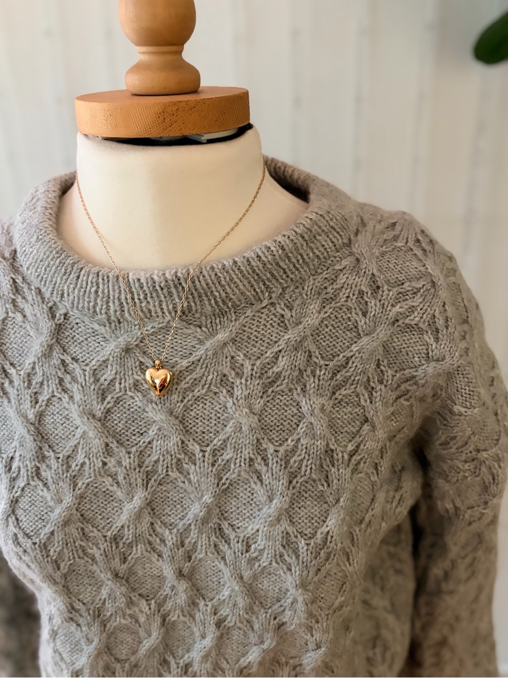Vintage 90s Handmade Soft Wool Sweater Womens M/L Fisherman Cable Knit